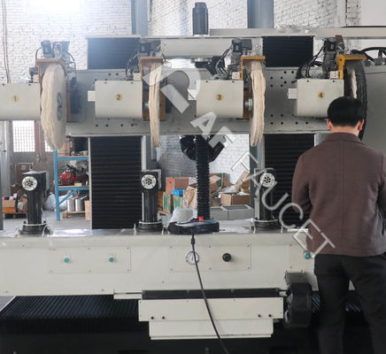 Macchina di lucidatura automatica del rubinetto con PLC